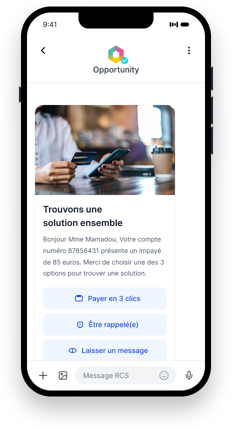 Interface RCS sur smartphone - messagerie enrichie OppyAI